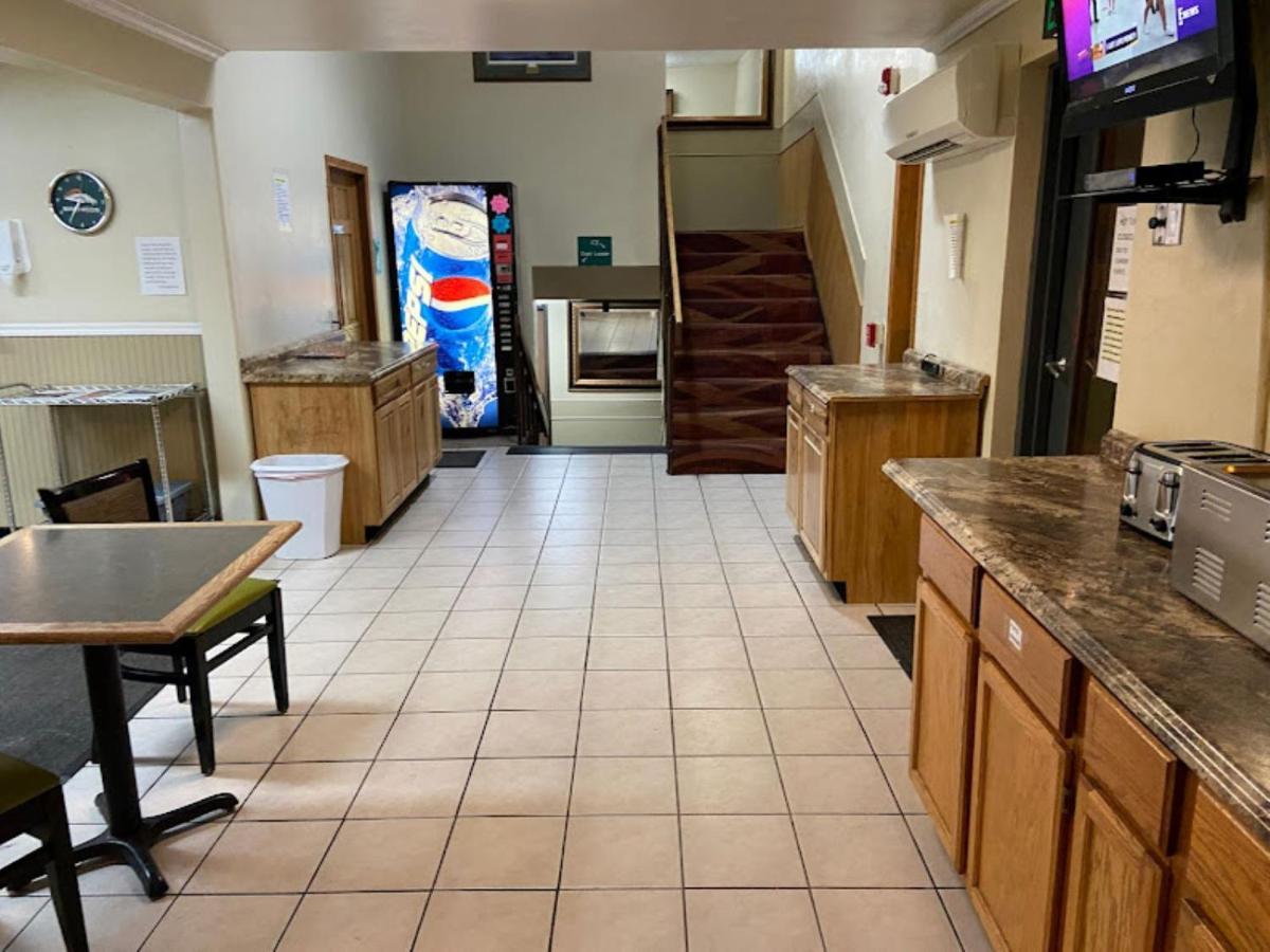 Adventure Inn - Glenwood Springs Exterior photo