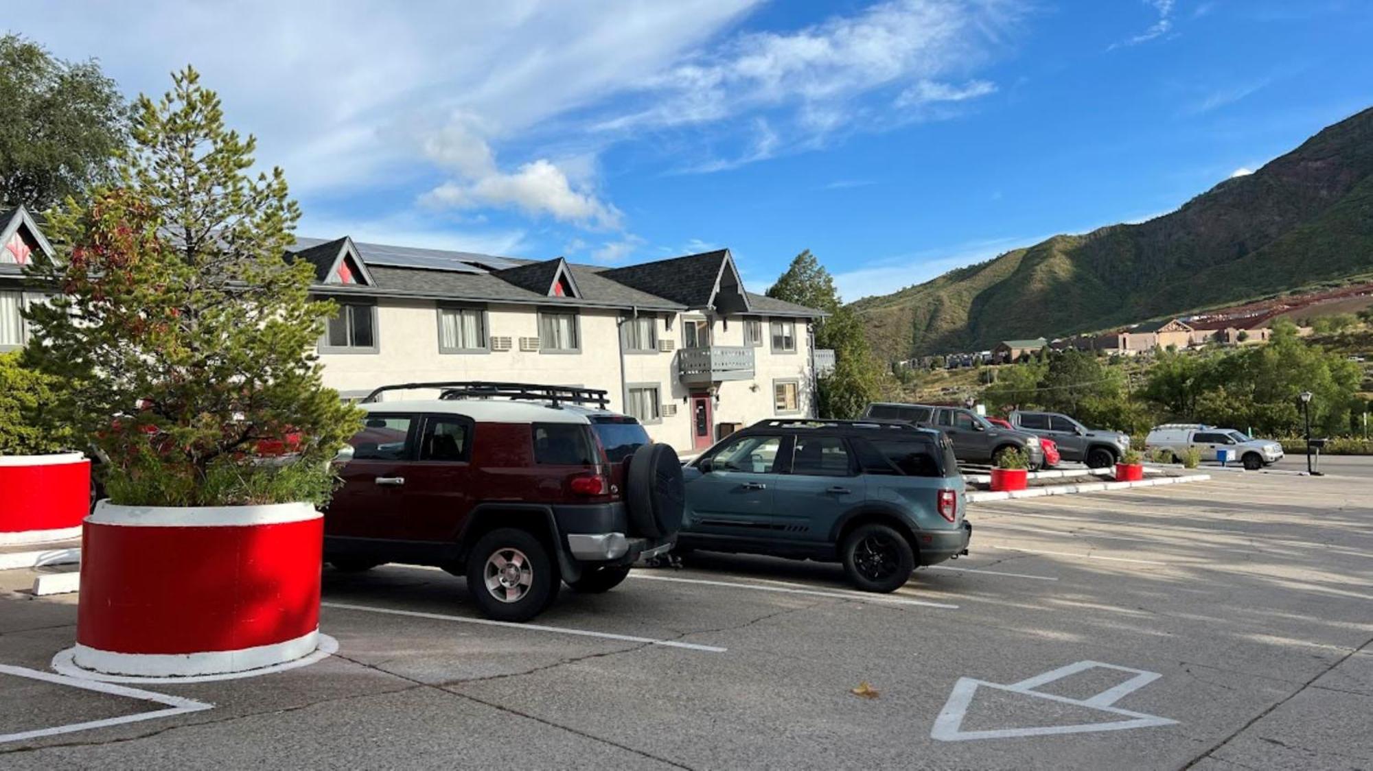 Adventure Inn - Glenwood Springs Exterior photo